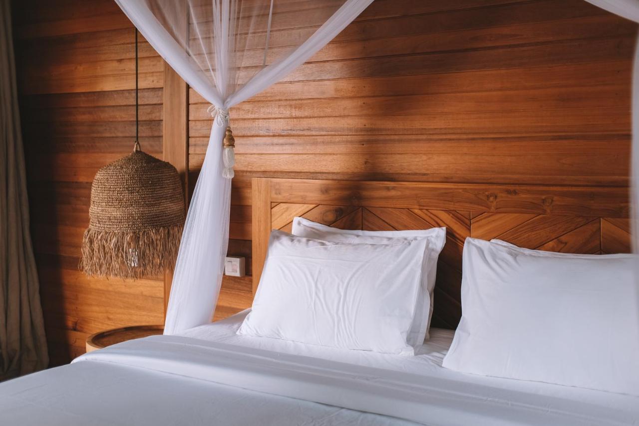 Diamond Beach Villas Tanglad Exterior foto